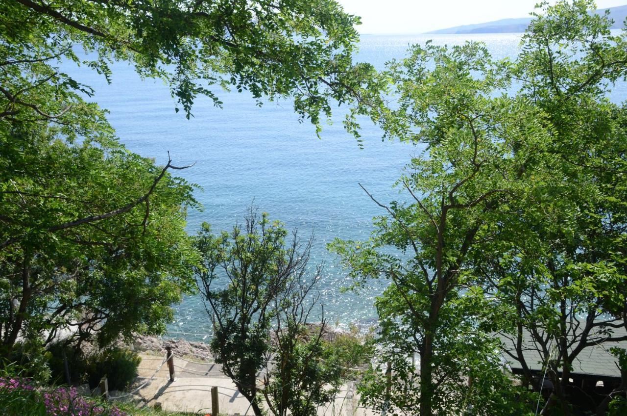 Corina & Franco Apartment Senj  Bagian luar foto