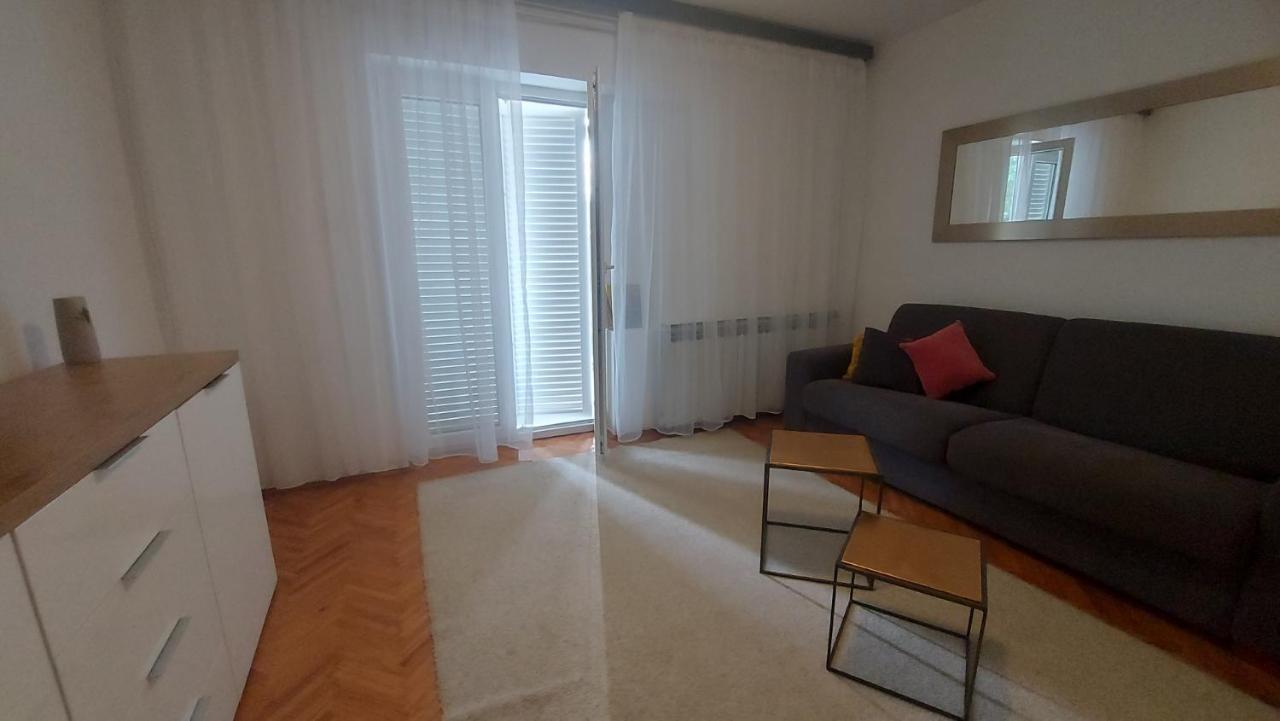 Corina & Franco Apartment Senj  Bagian luar foto