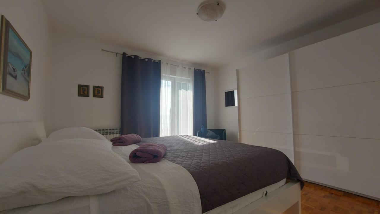 Corina & Franco Apartment Senj  Bagian luar foto