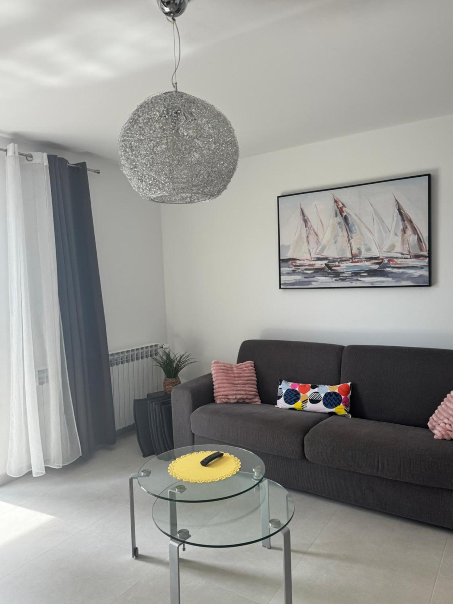 Corina & Franco Apartment Senj  Bagian luar foto